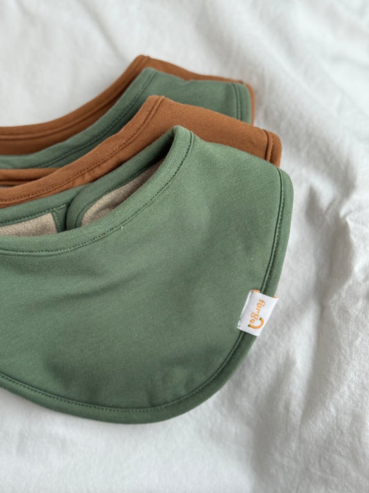 Magnetic bibs