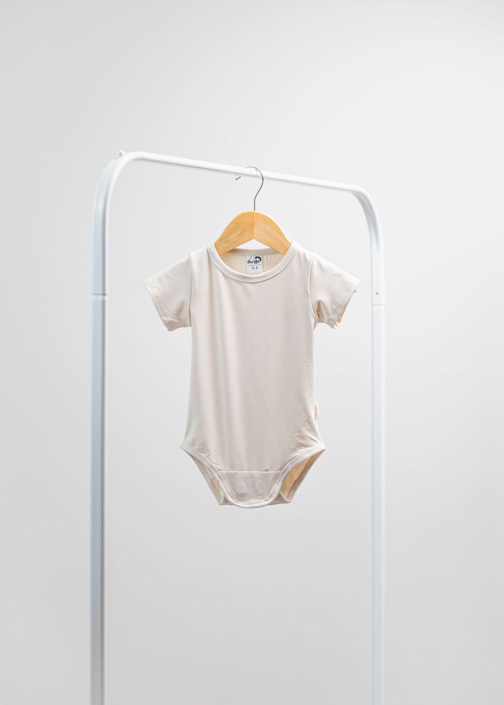 Short-sleeve bodysuit